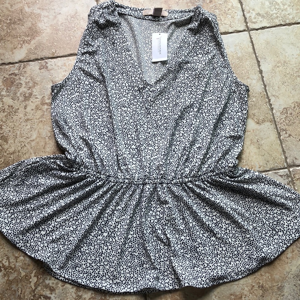 NWT Banana Republic size Medium black/white  tank
